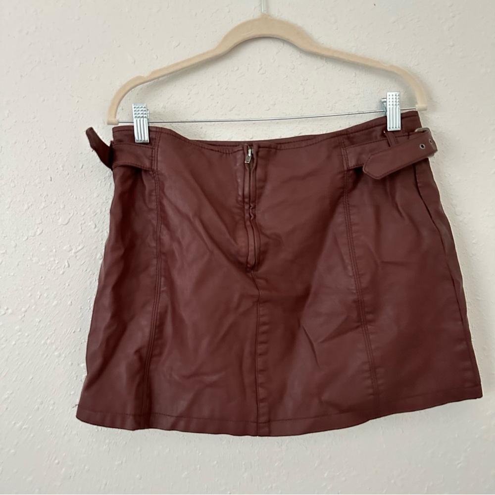 SOLD - Picture 3 of 9